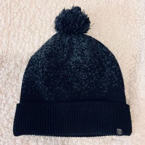 🌸 Route 66 black gray Pom Pom toboggan beanie